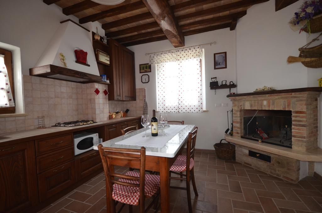 Antico Podere La Martinella San Quirico dʼOrcia الغرفة الصورة